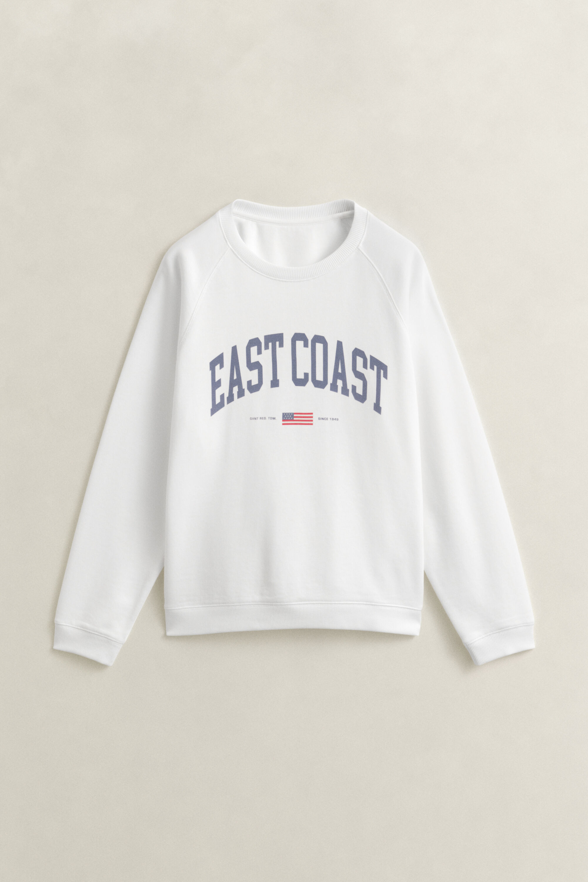 Sweatshirt com decote redondo e grafismo estampado