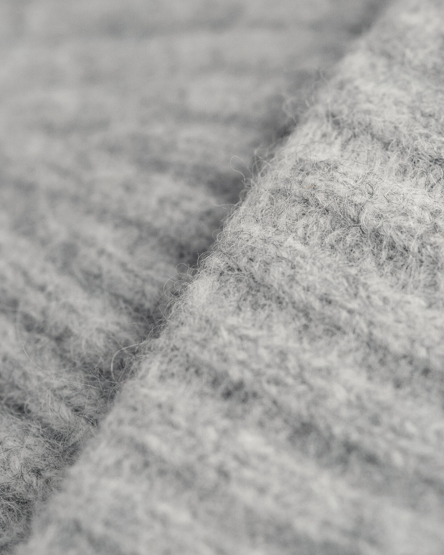 Gorro em mistura de lã com alpaca