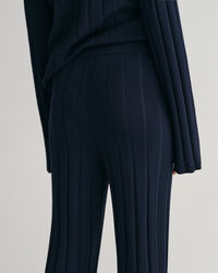 Calças em malha canelada