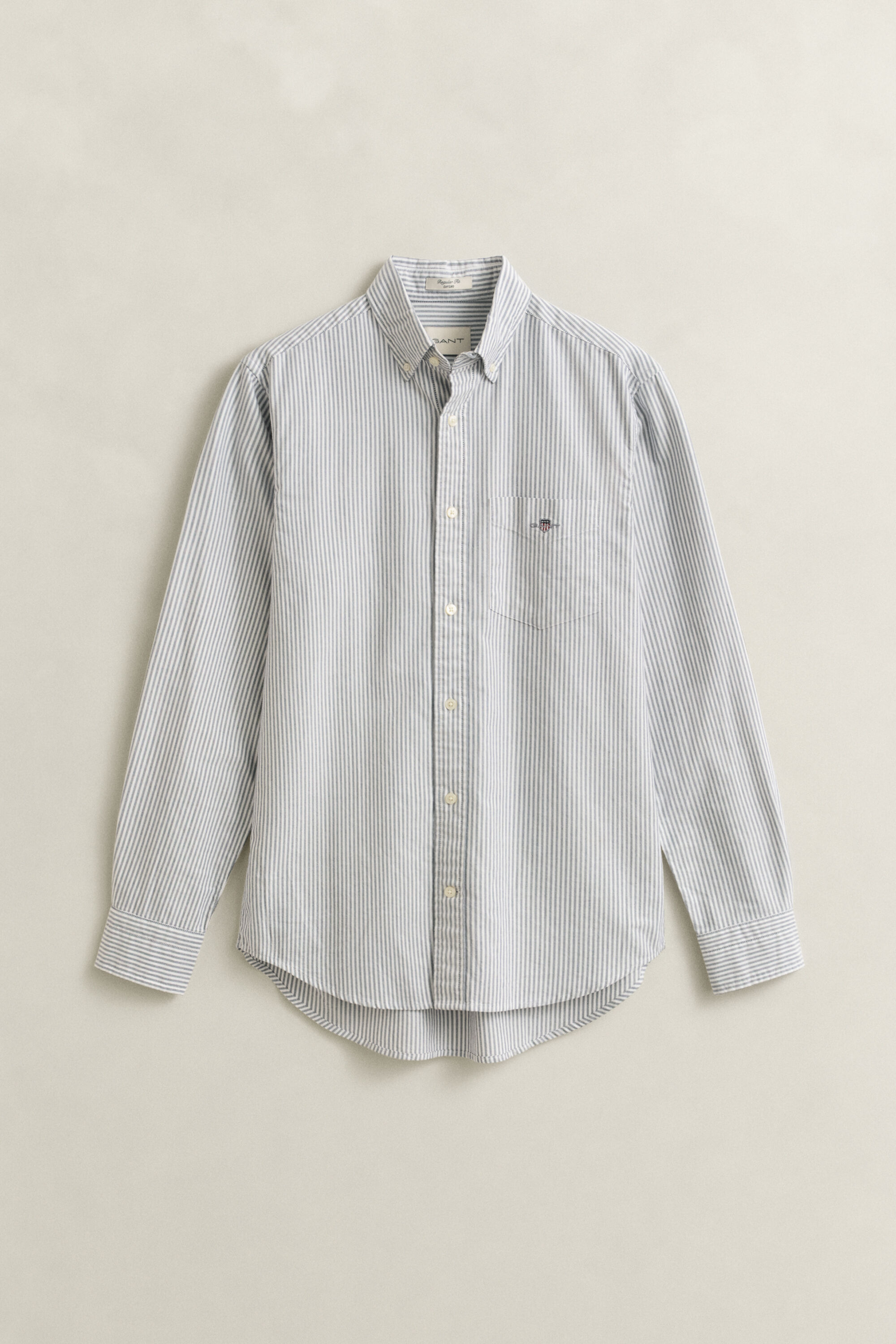 Camisa Oxford às riscas finas Classic