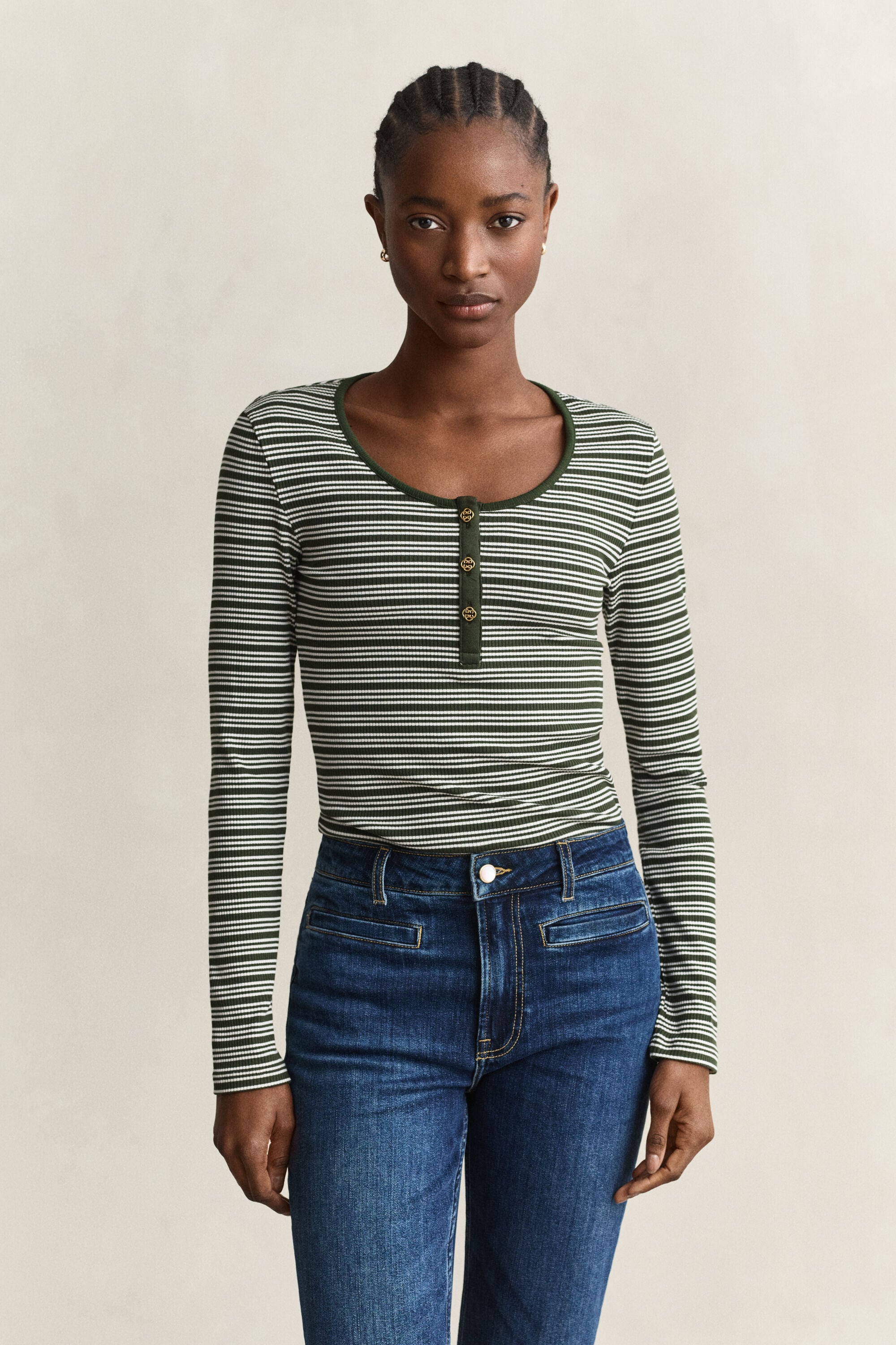 Camisola canelada de manga comprida Henley