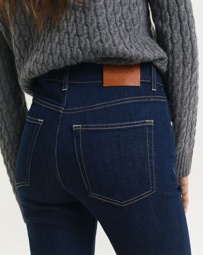 Calças de ganga evasê slim fit