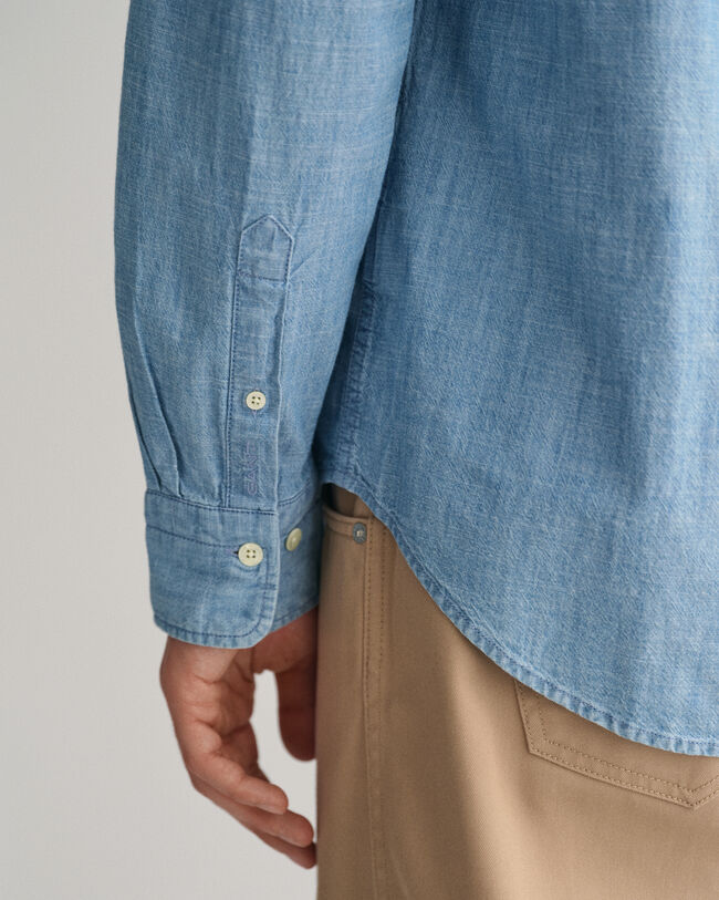 Camisa em chambray relaxed fit