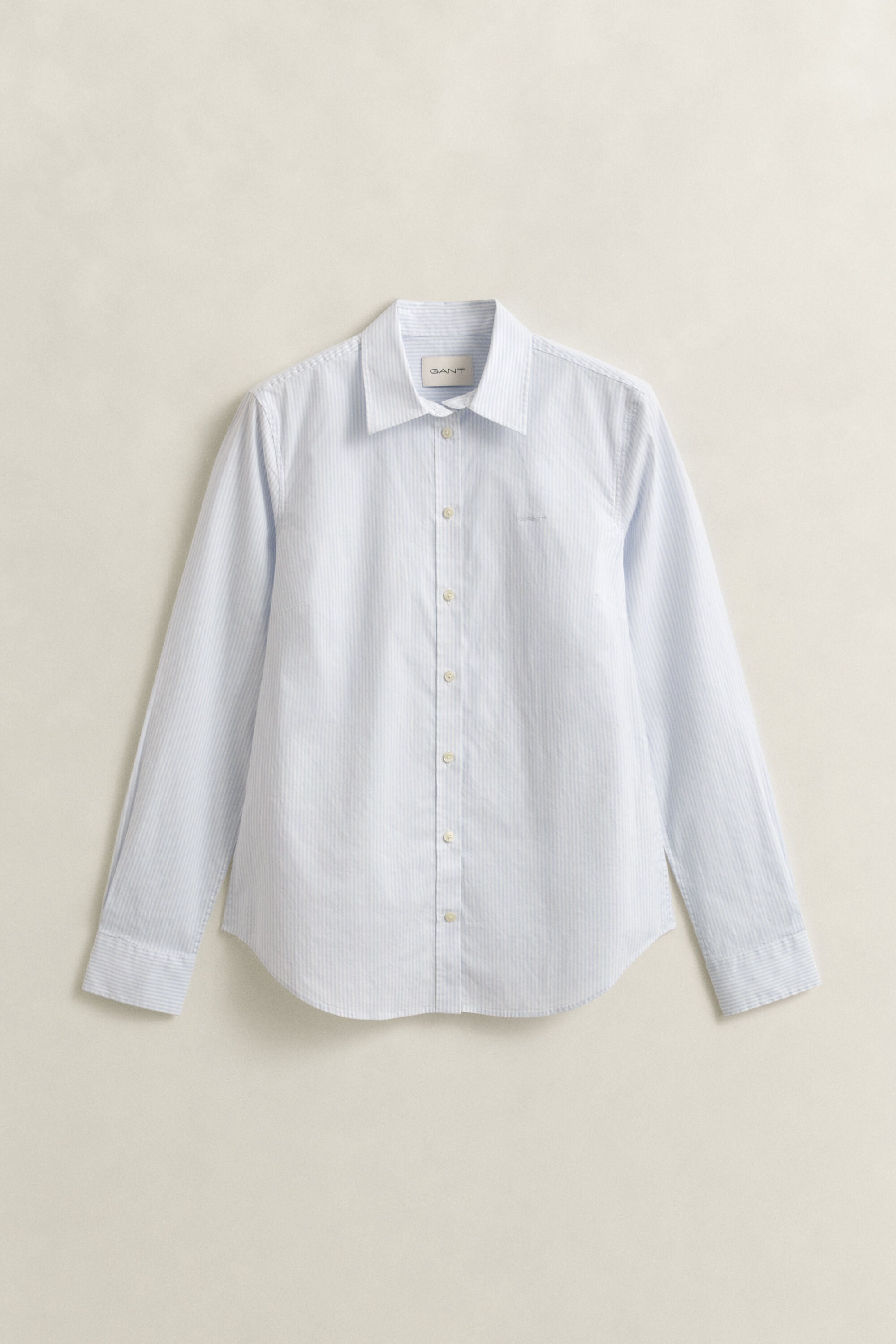 Camisa em popelina às riscas