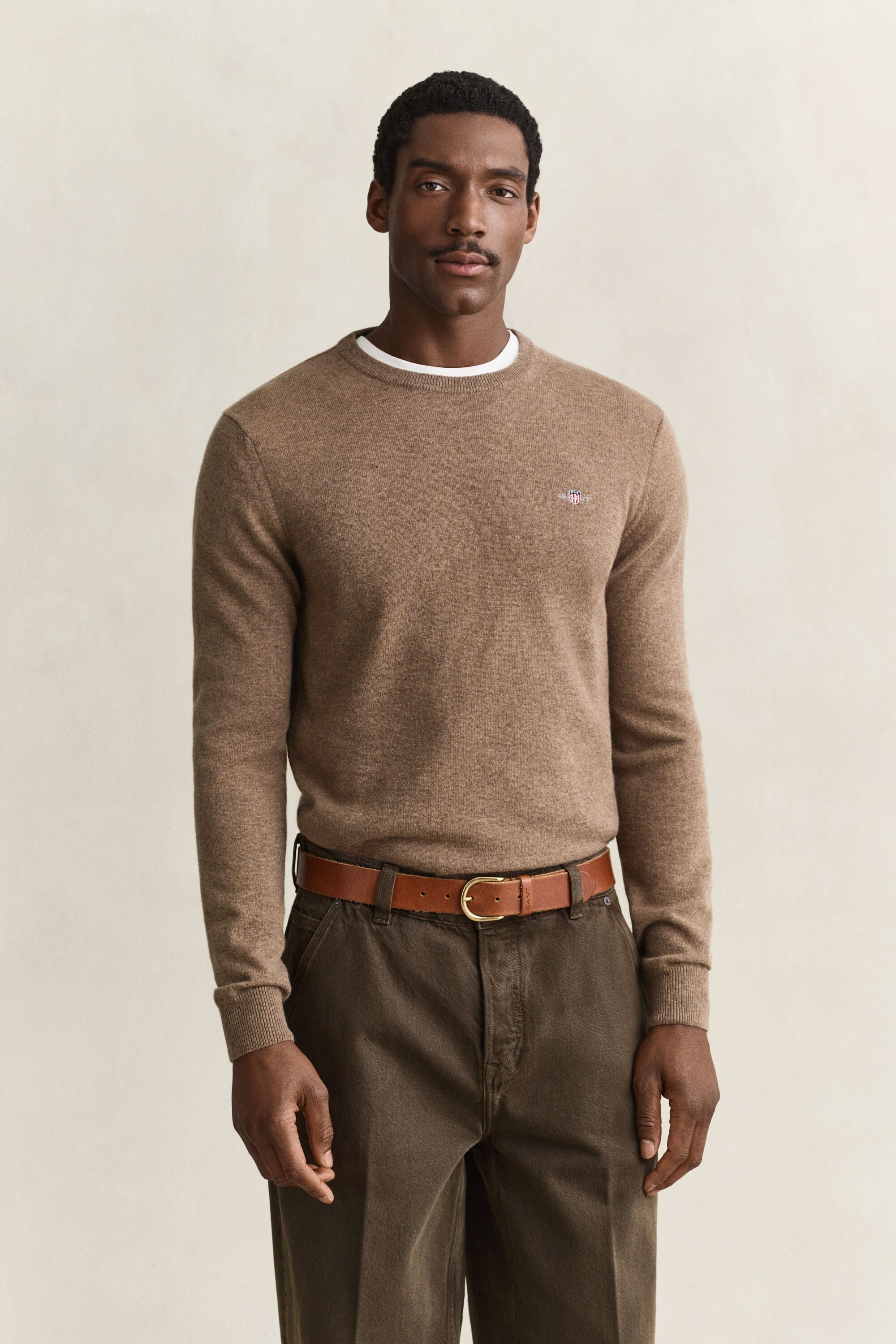 Camisola de malha com decote redondo em lã