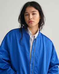 Blusão bomber em cetim