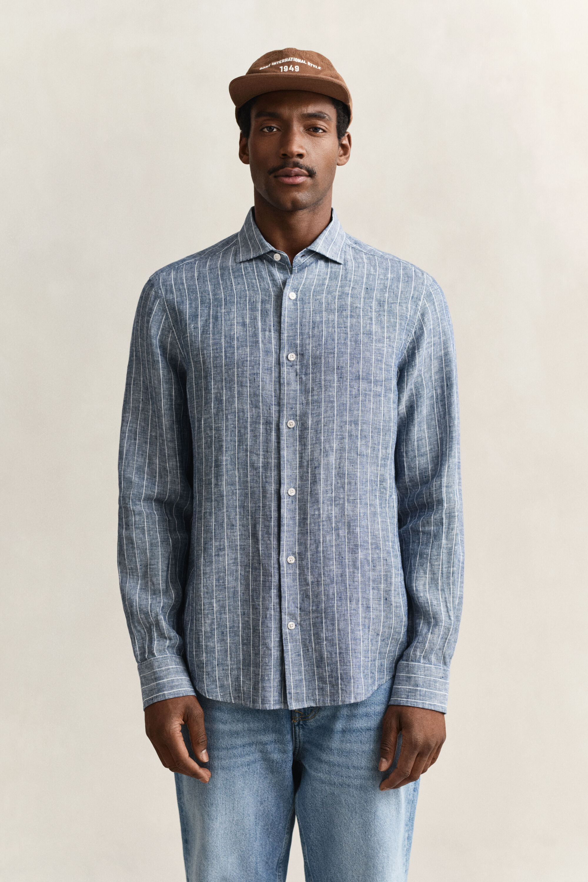 Camisa de linho às riscas