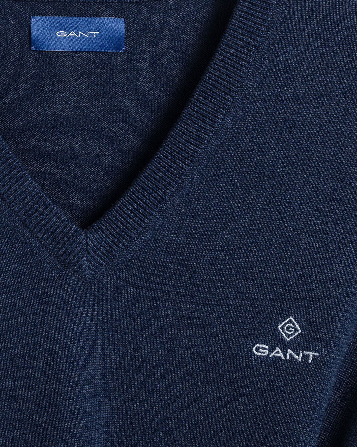 Sweatshirt com decote em V de algod&atilde;o Classic