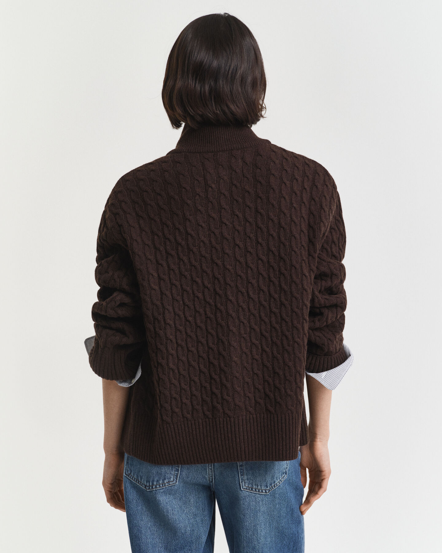 Casaco de malha entrançada com fecho de correr