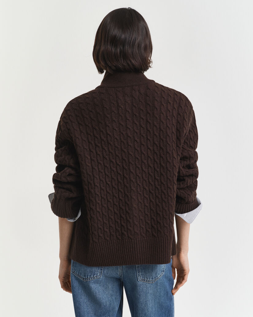 Casaco de malha entrançada com fecho de correr