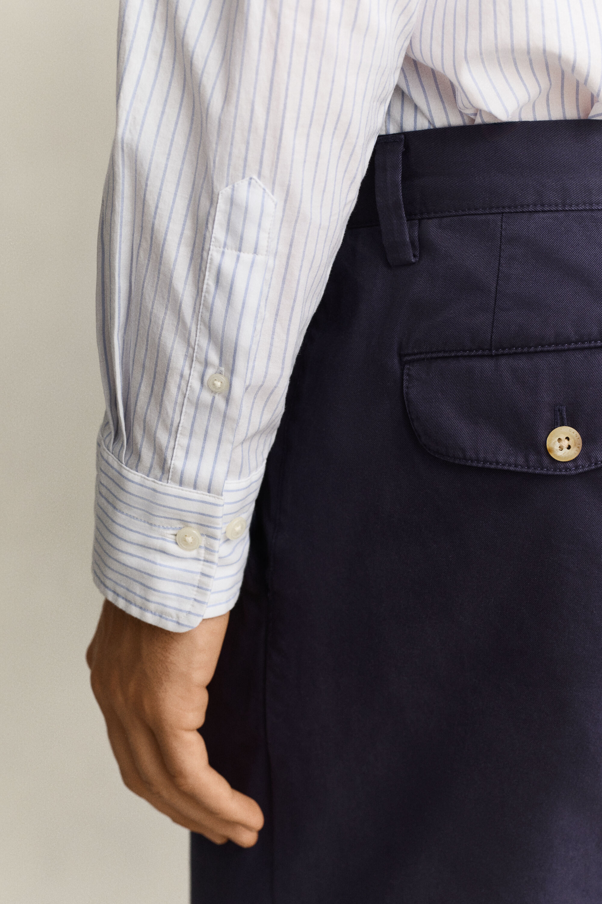 Camisa Oxford às riscas Gant x Yale