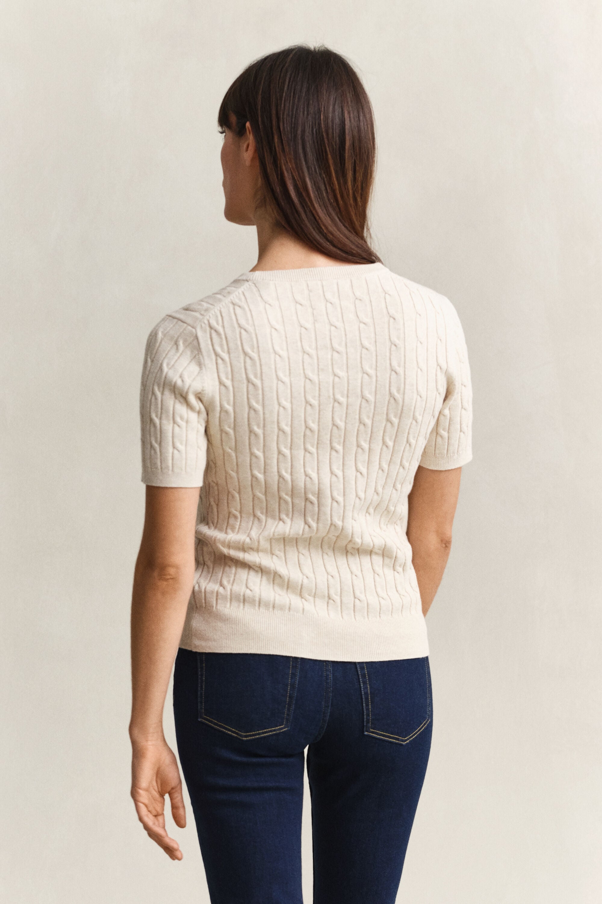 Camisola de malha entrançada em algodão com elastano de manga curta