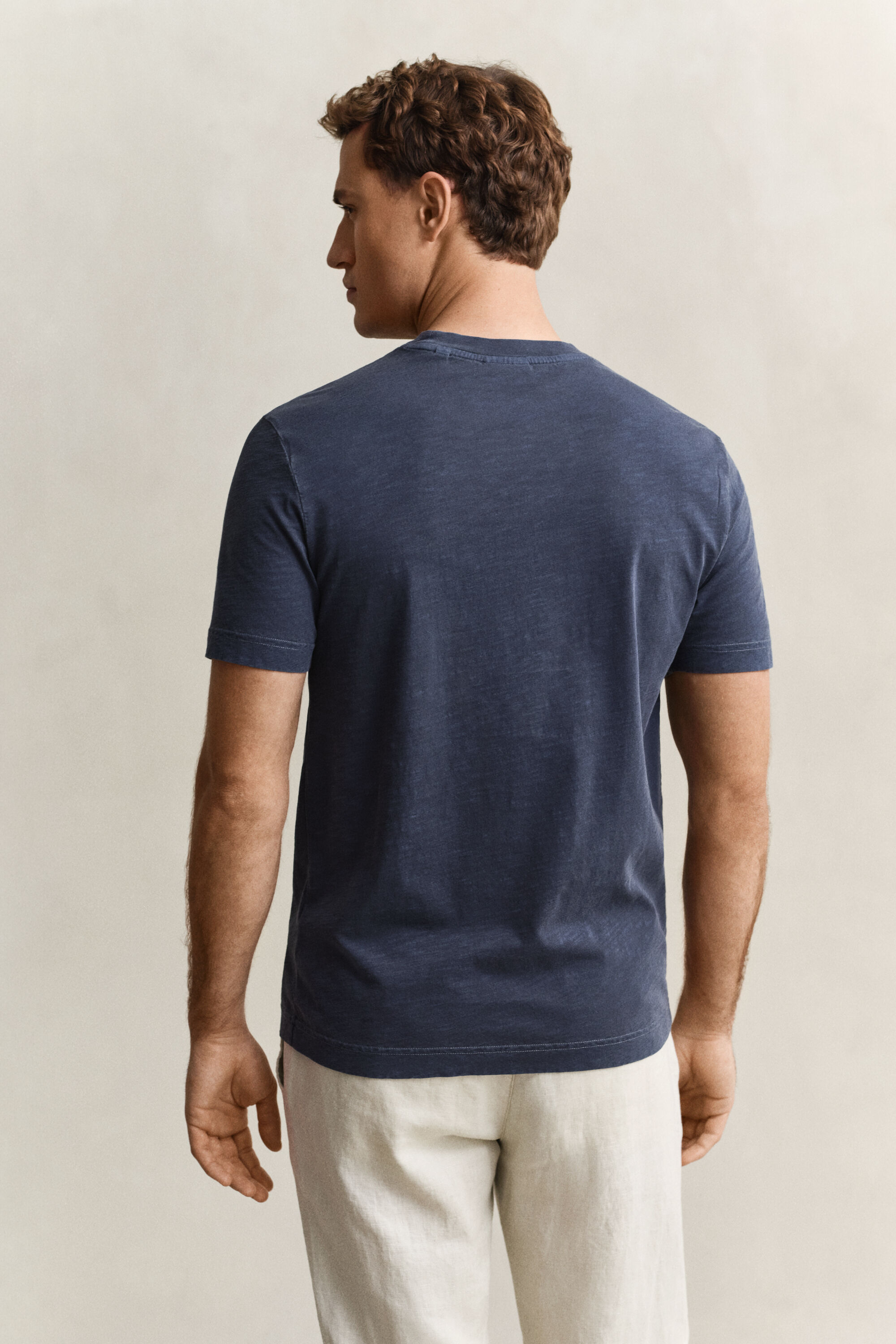 T-shirt com efeito desgastado