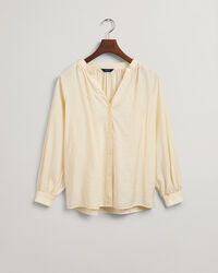 Blusa com gola estilo mao