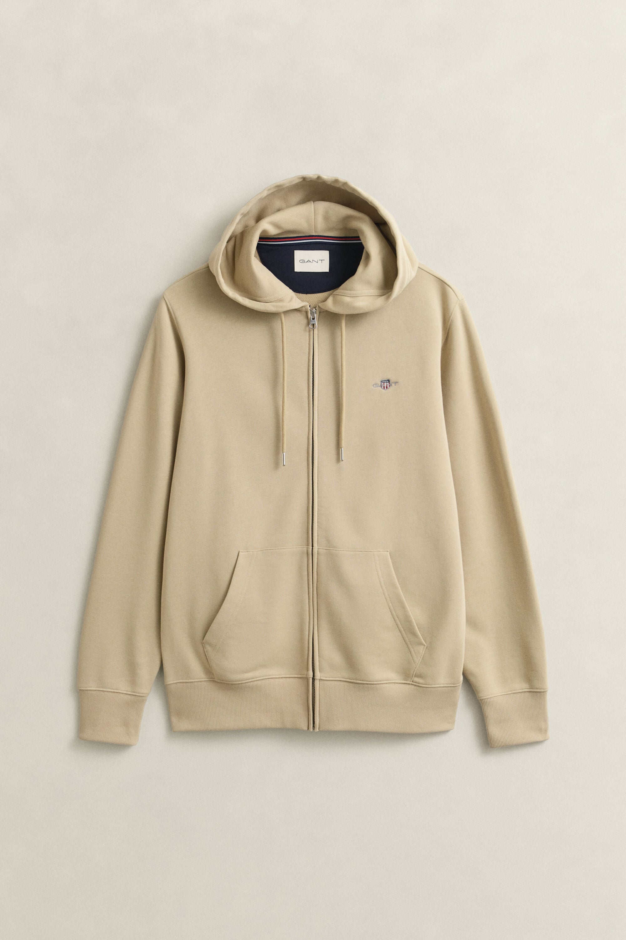 Sweatshirt com capuz e fecho Shield