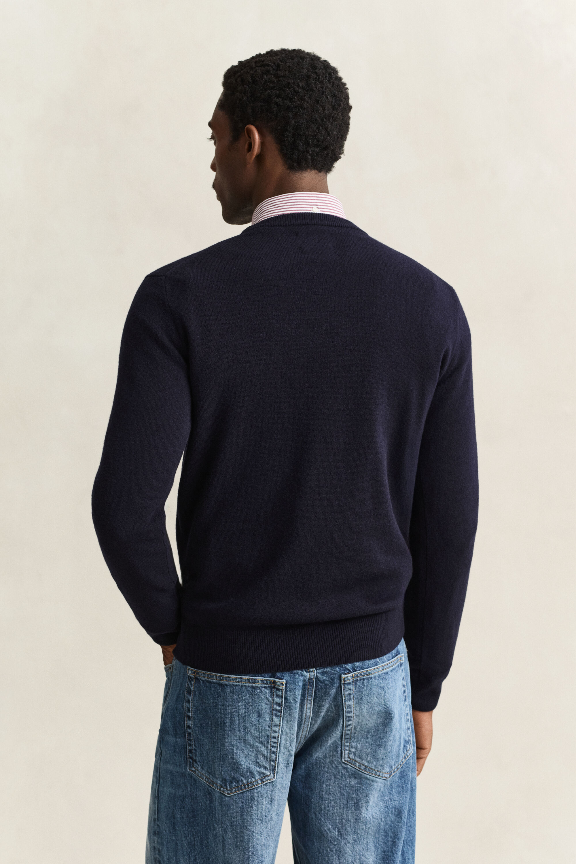 Camisola de malha com decote redondo em lã