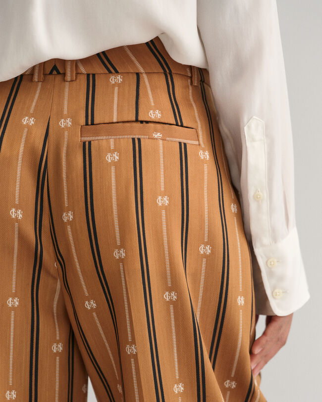 Cal&ccedil;as &agrave;s riscas Monogram relaxed fit