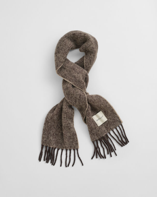 Cachecol em alpaca e mohair com padrão espinha de peixe