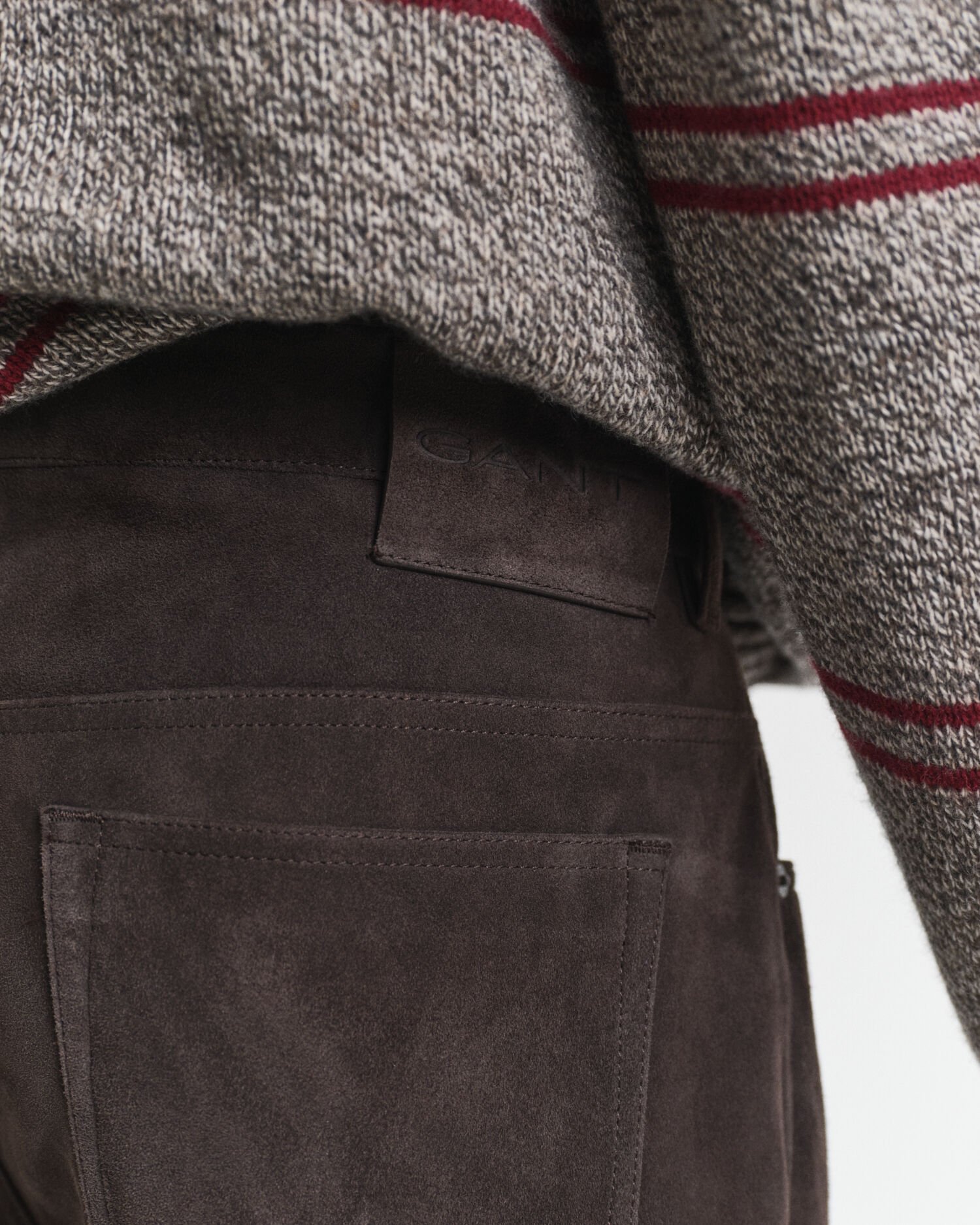 Calças de ganga em camurça straight fit