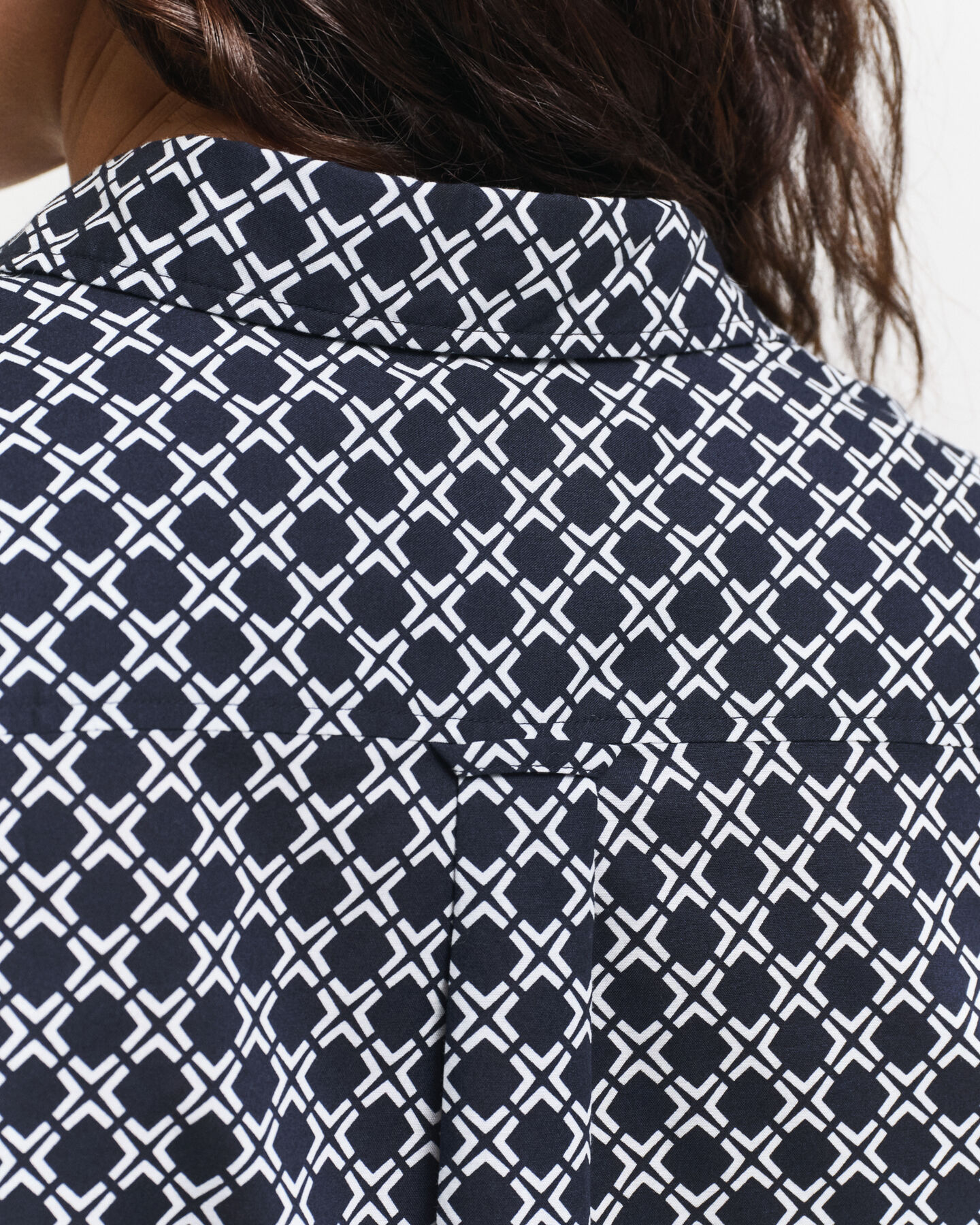 Camisa em voile de algodão Geometric regular fit