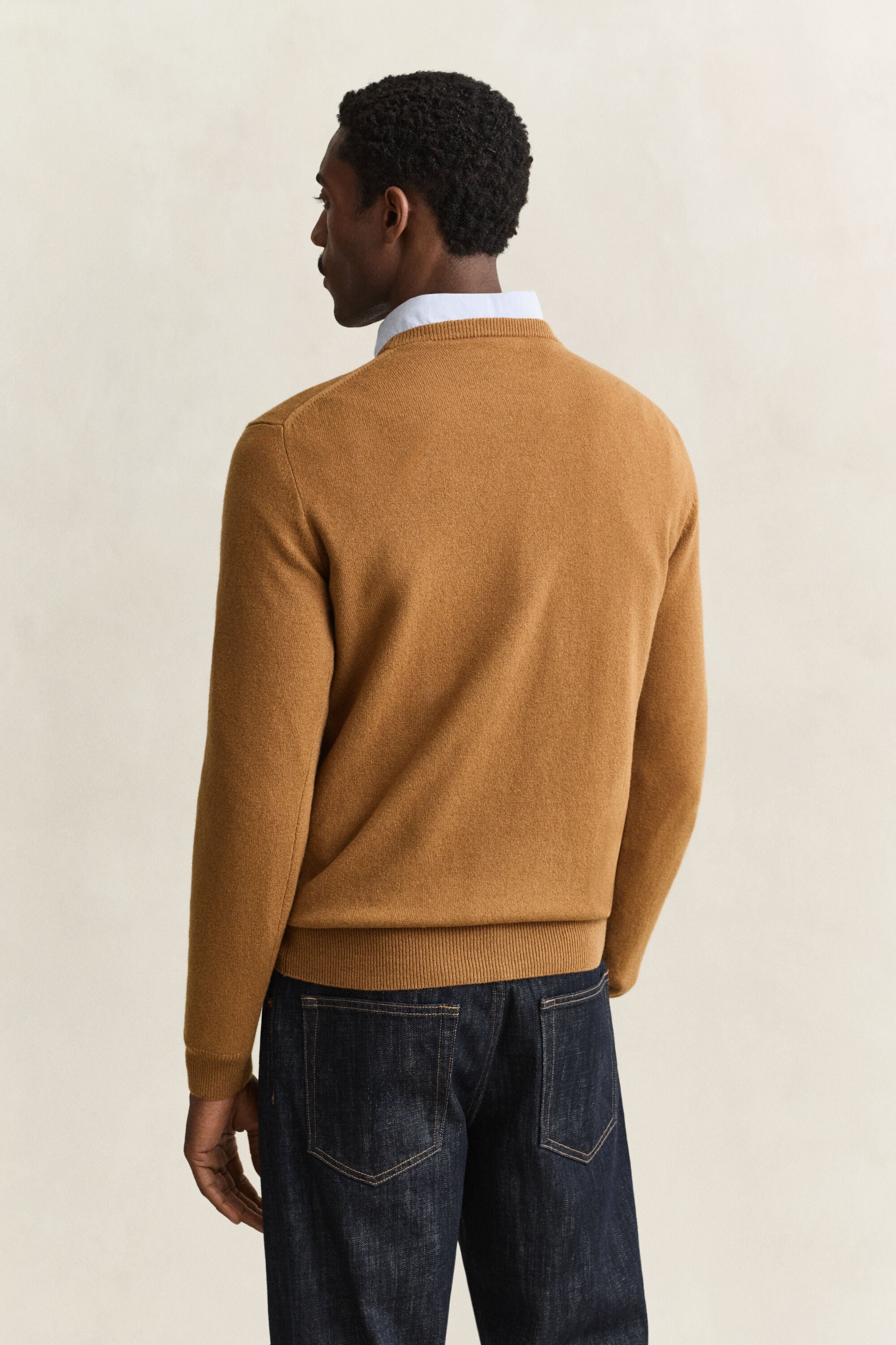 Camisola de malha com decote redondo em lã