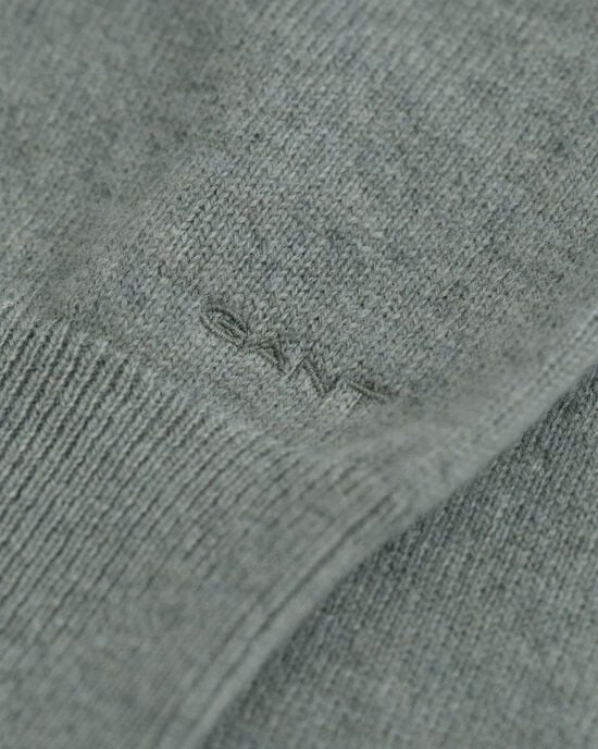 Camisola de malha com decote redondo em lã extrafina