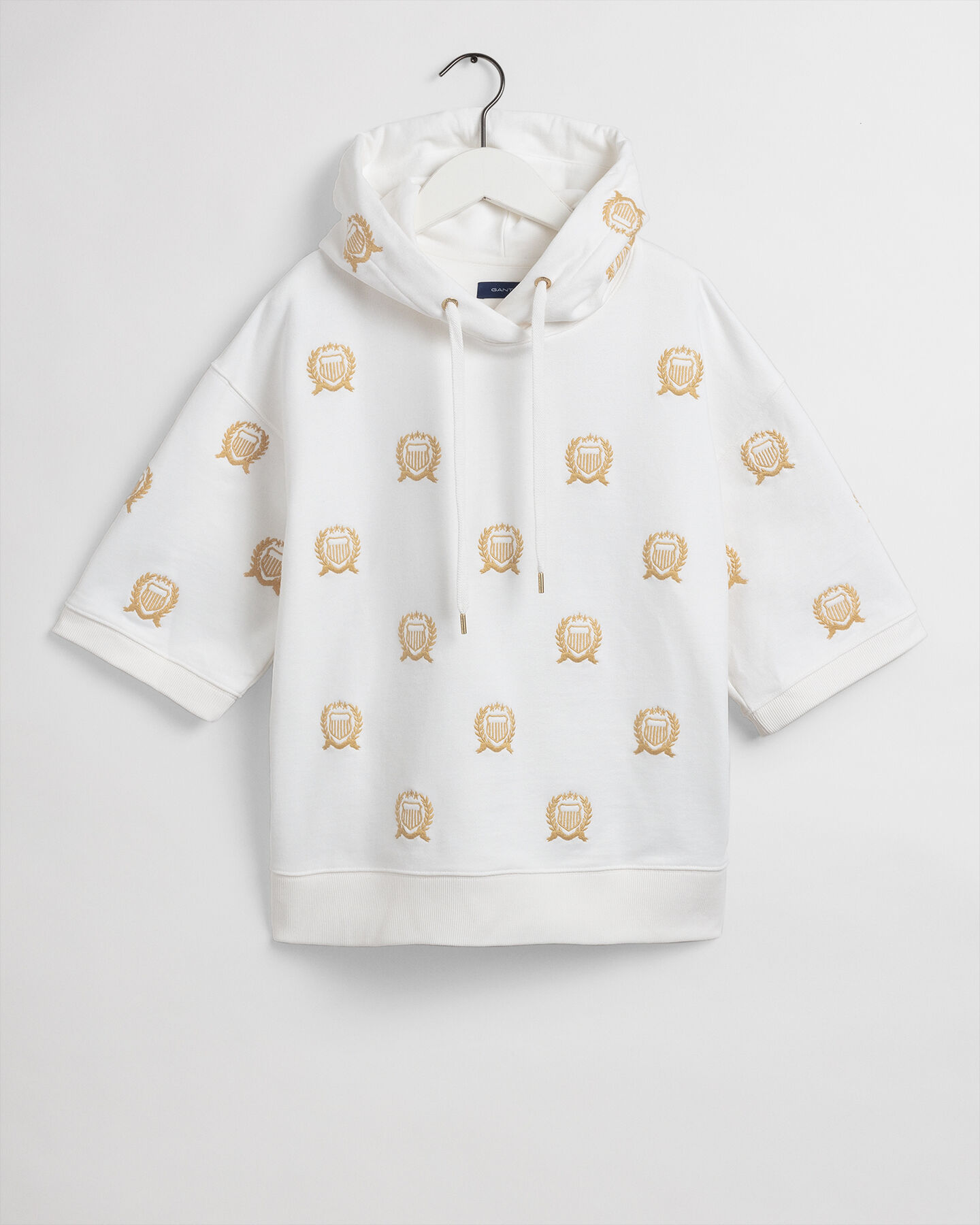 Sweatshirt de manga curta com capuz e bordado Crest