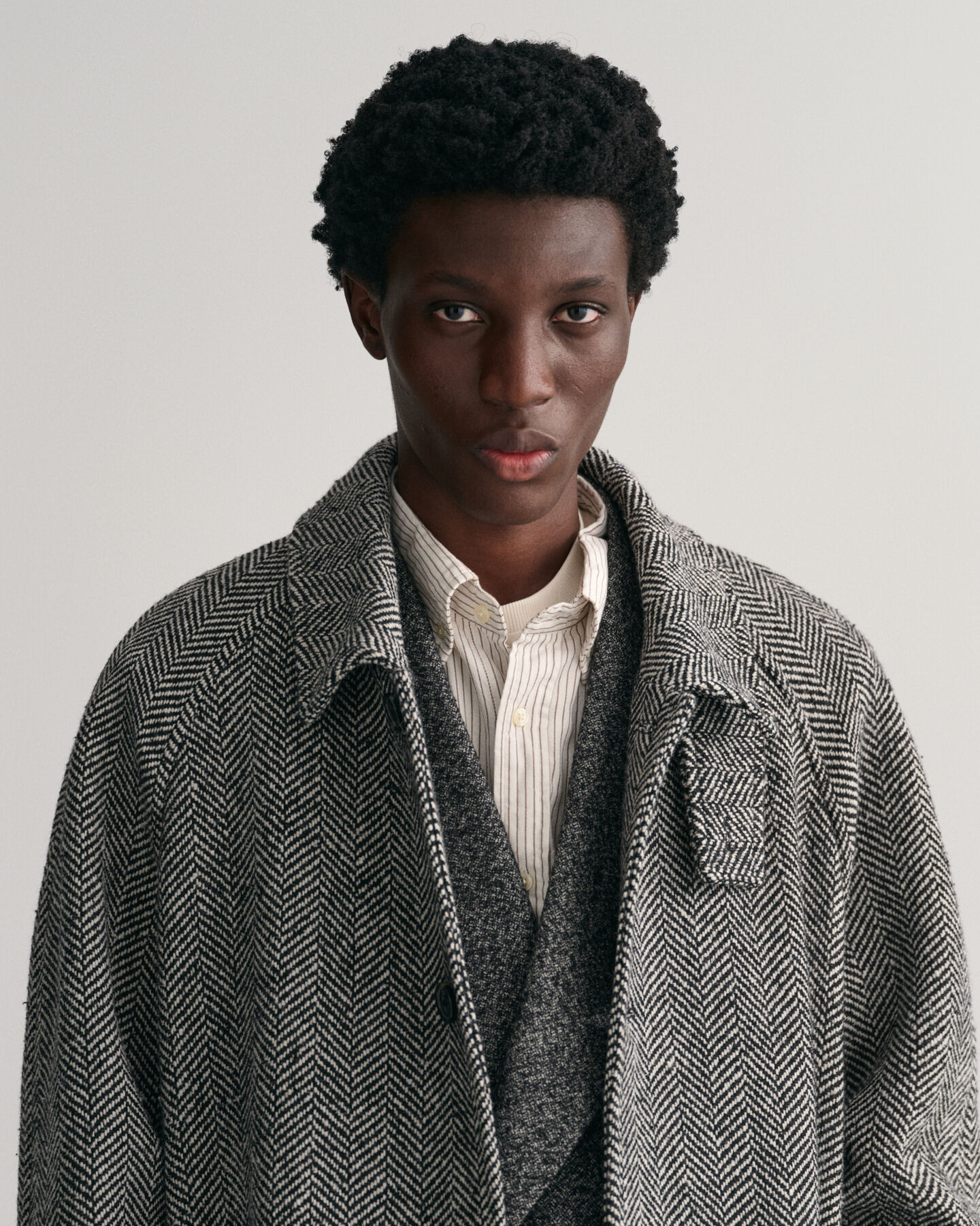 Sobretudo em lã Balmacaan