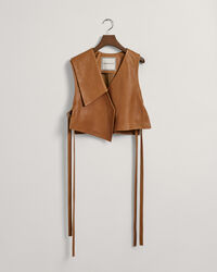 Colete em pele desconstruído