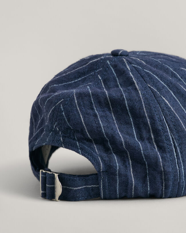 Boné em linho às riscas