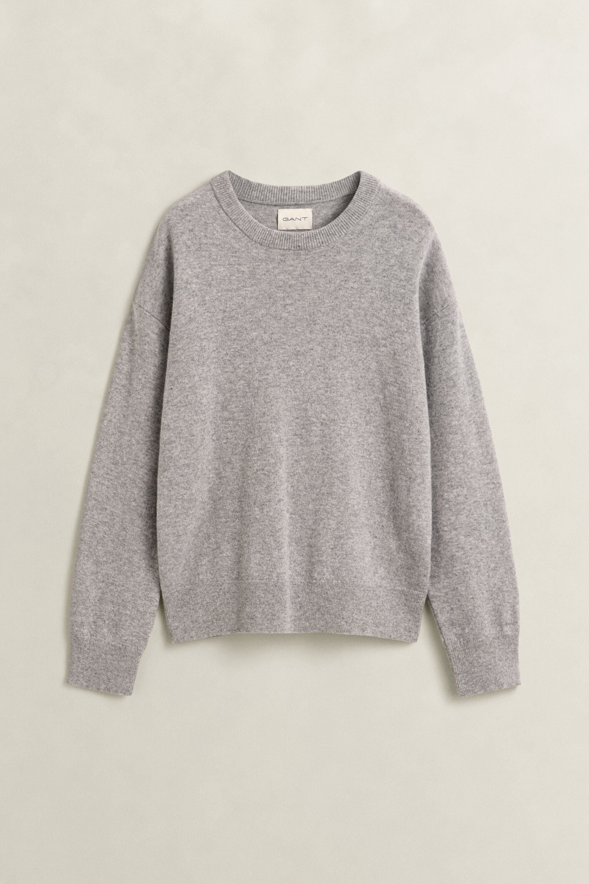 Camisola de malha com decote redondo em lã extrafina
