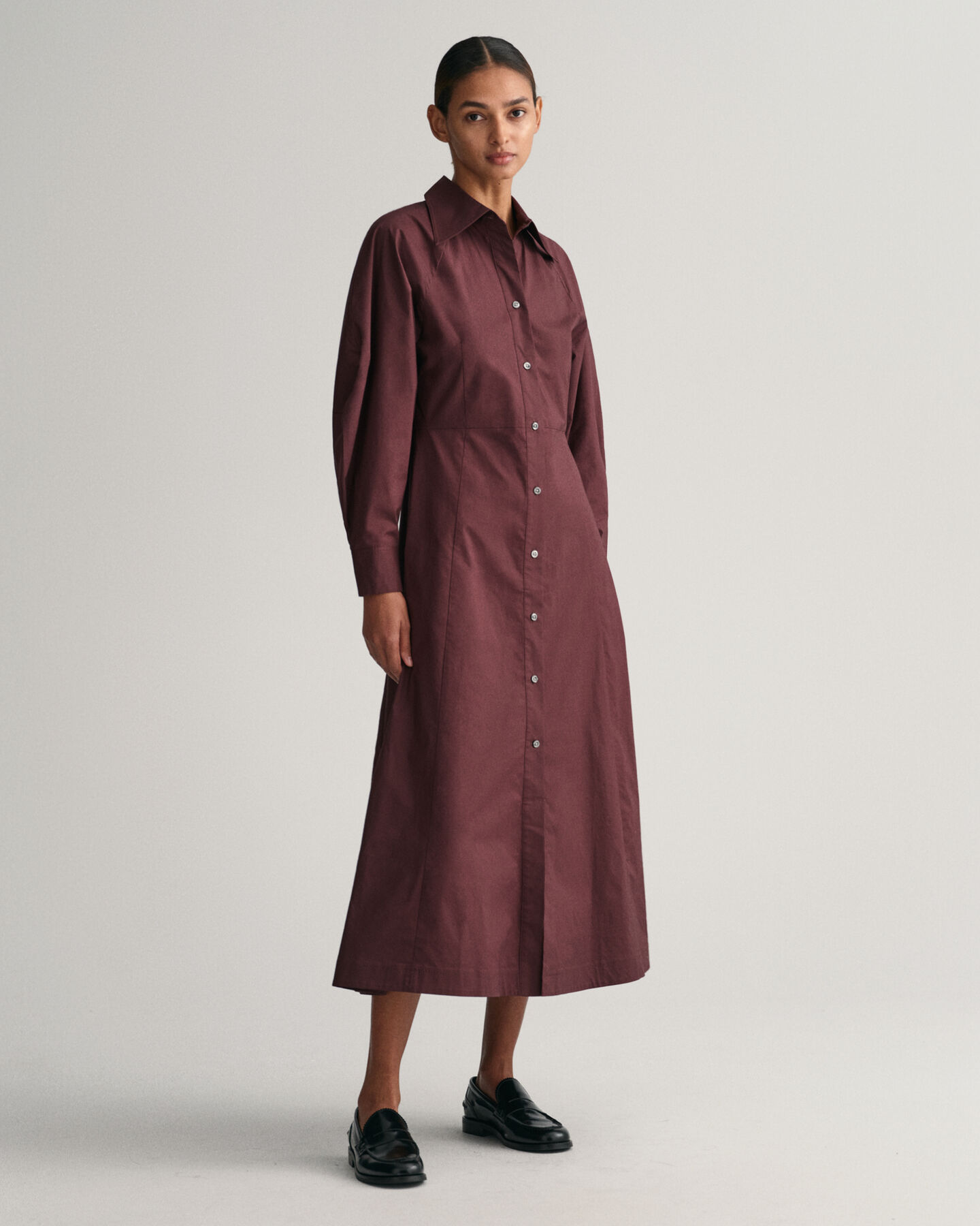 Vestido-camisa com mangas volumosas