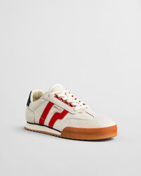 Ténis em camurça Baylle