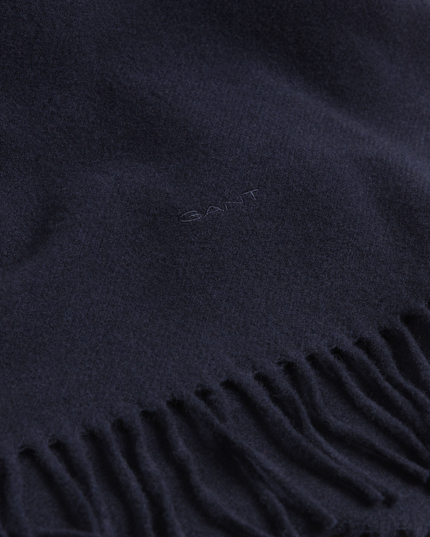 Cachecol em lã liso