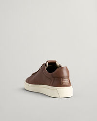 T&eacute;nis Mc Julien