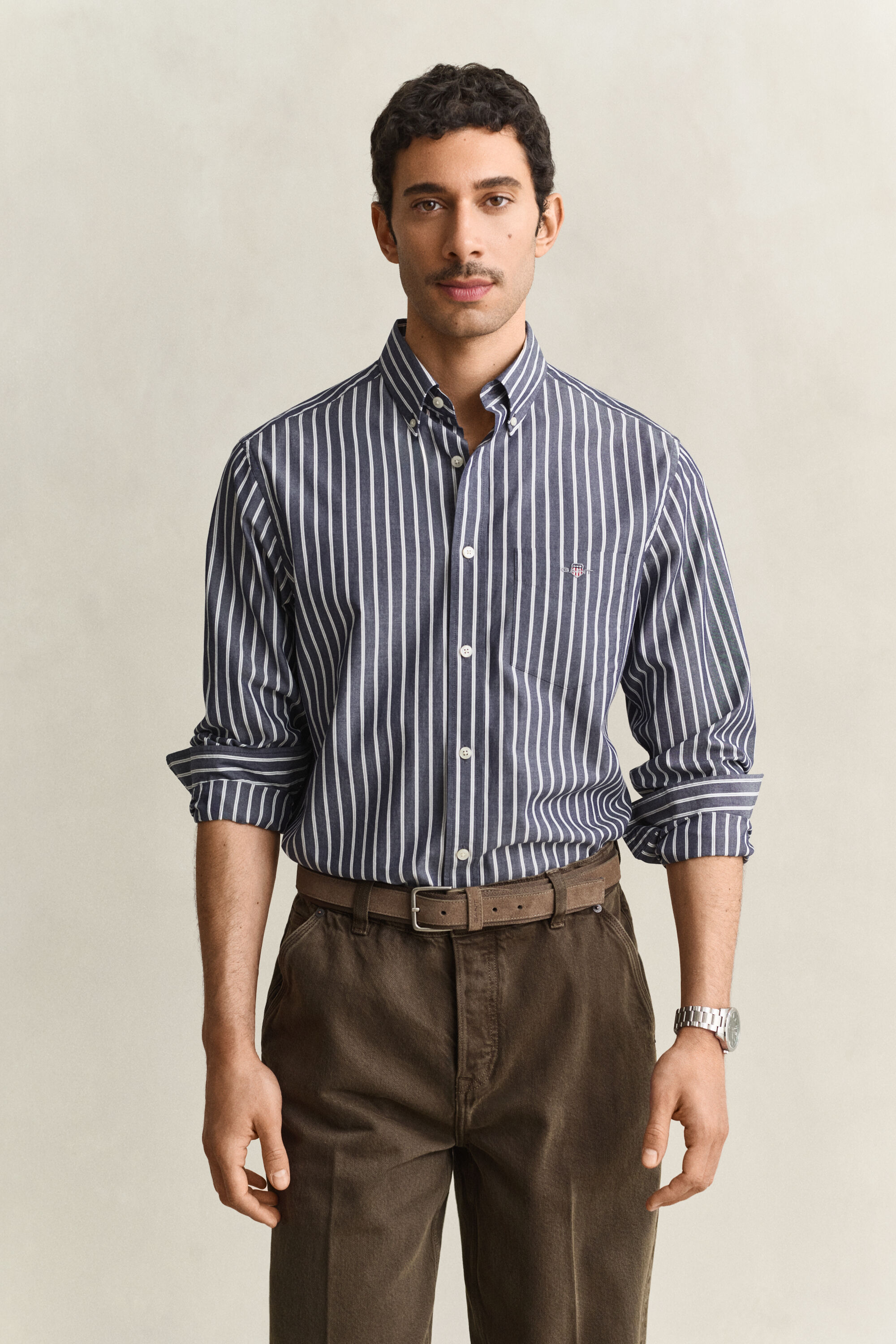Camisa em popelina às riscas
