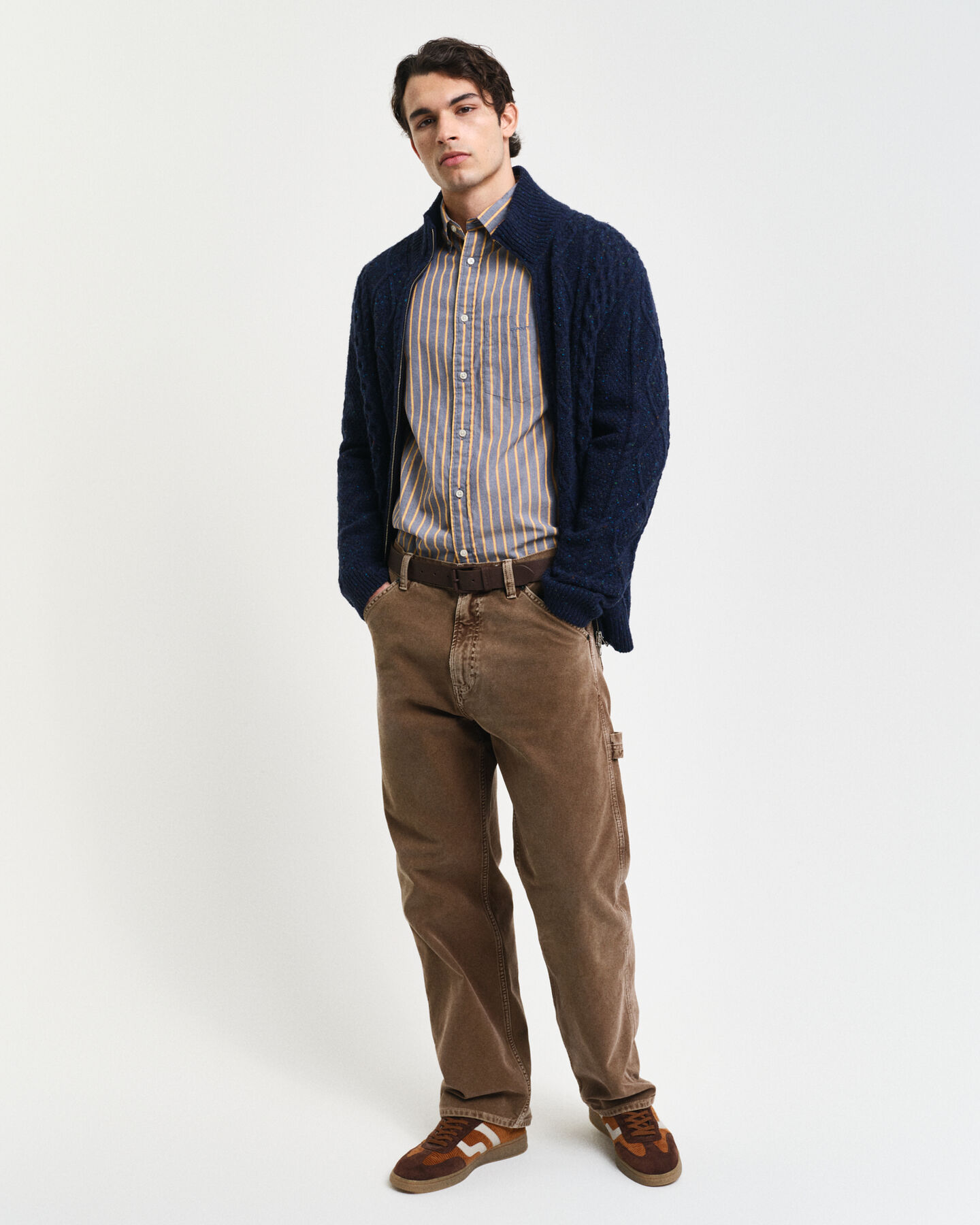 Casaco de malha entrançada com fecho de correr