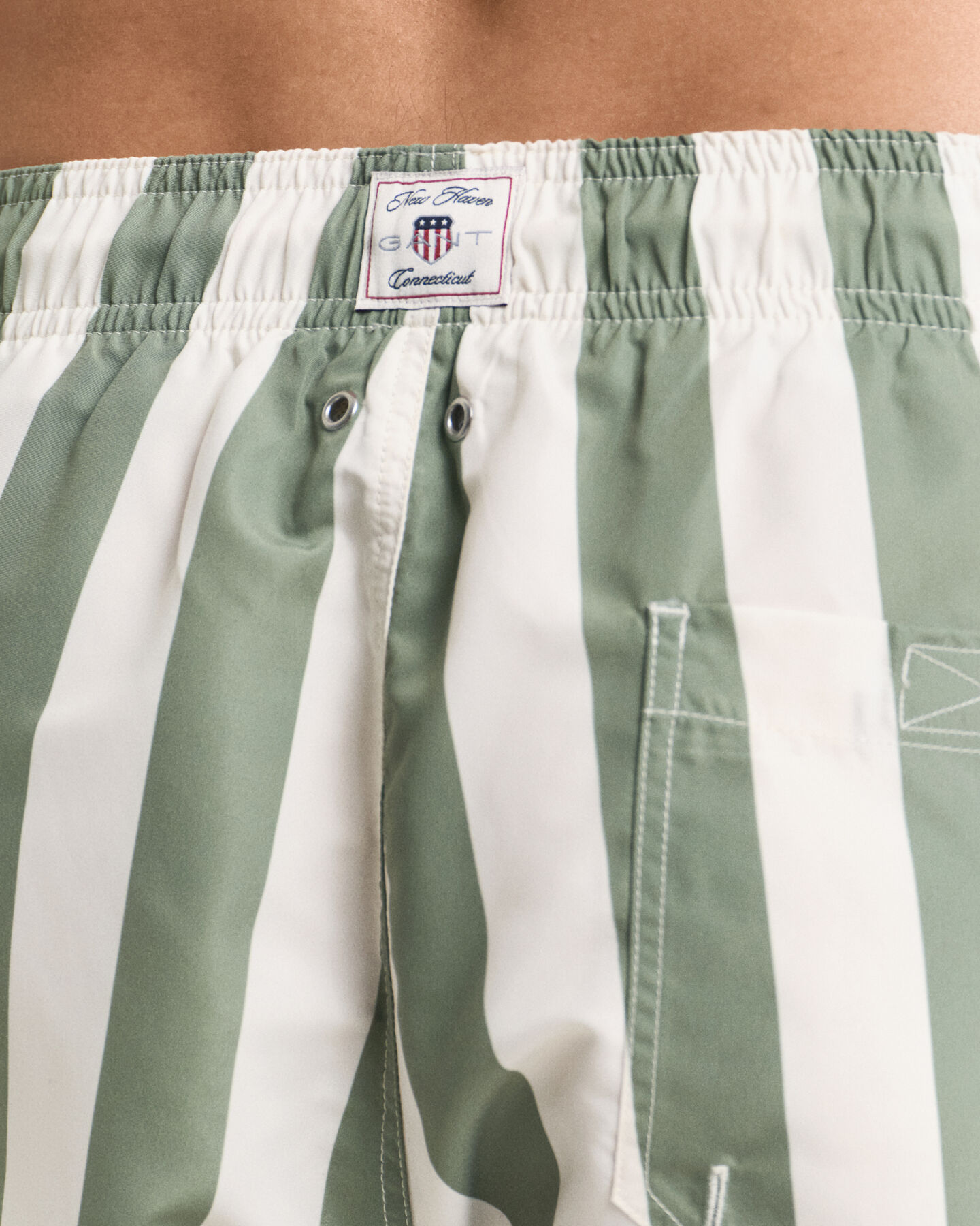 Calções de banho às riscas em bloco