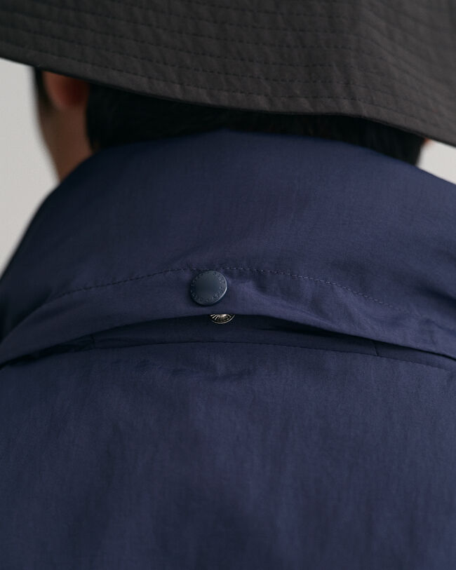 Casaco com mangas raglan