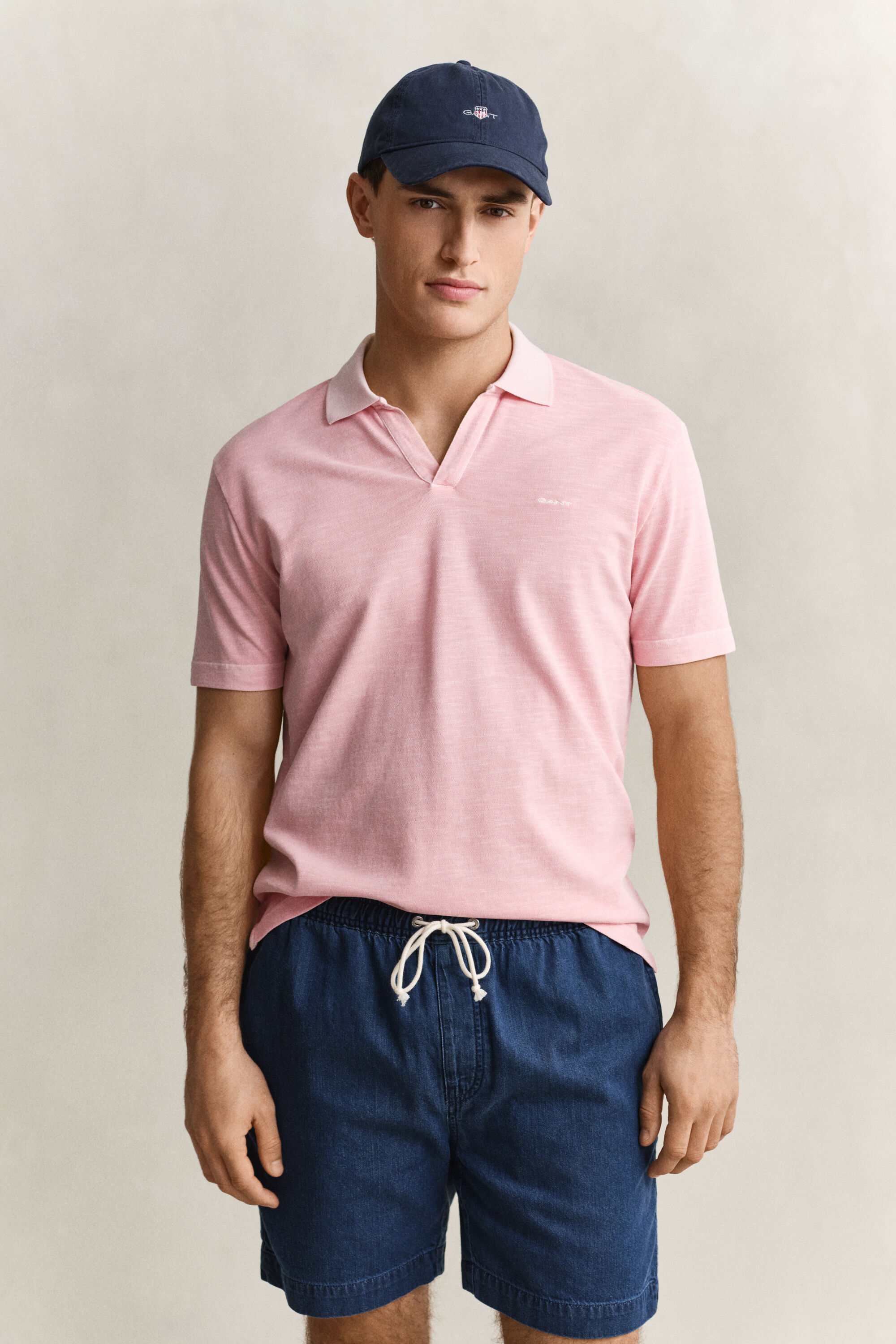 Polo com efeito desgastado