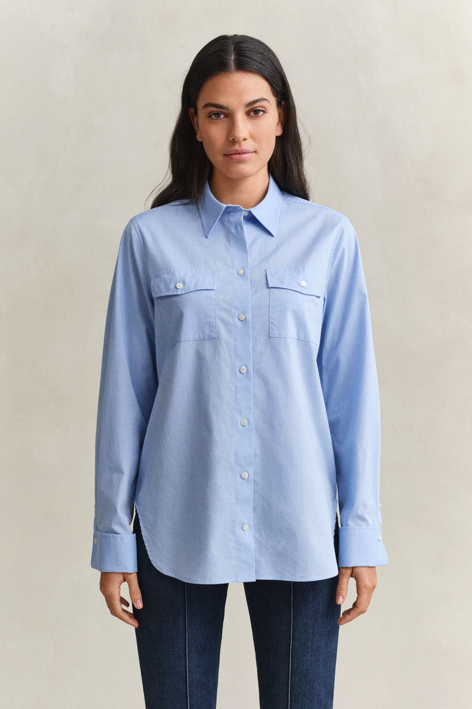 Camisa em algodão com punhos franceses