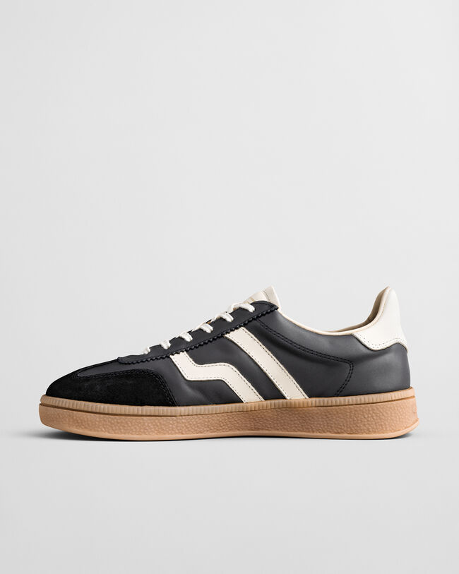 Ténis em pele Cuzima