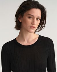 Vestido canelado às riscas em bloco