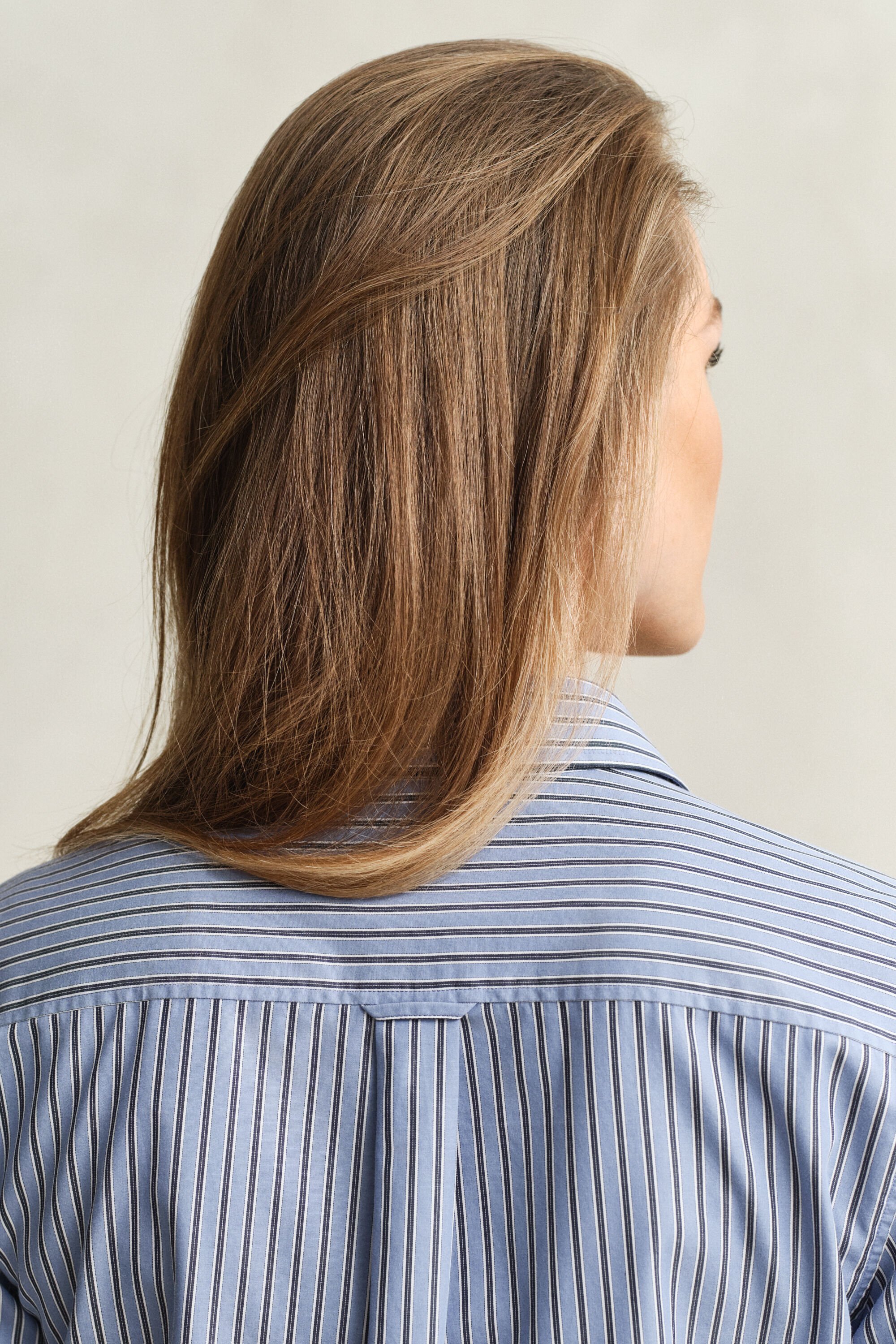 Camisa em popelina às riscas regular fit