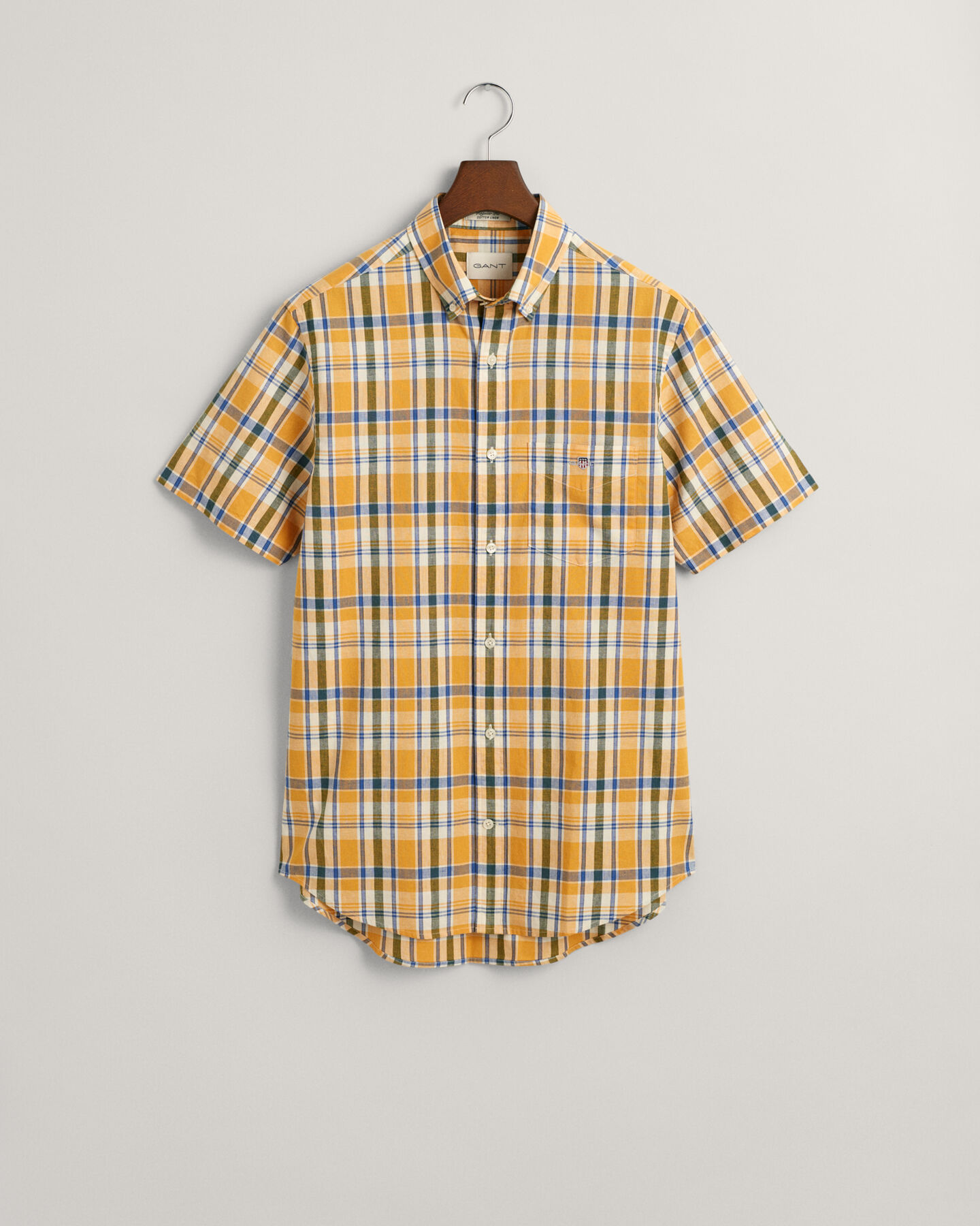 Camisa de manga curta em linho e algodão com padrão de xadrez regular fit