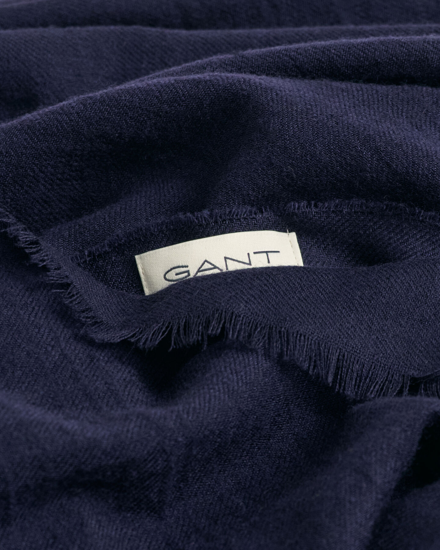 Cachecol em l&atilde; de merino leve