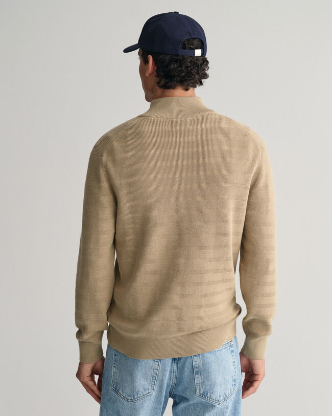 Sweatshirt com meio fecho em algod&atilde;o texturizado &agrave;s riscas