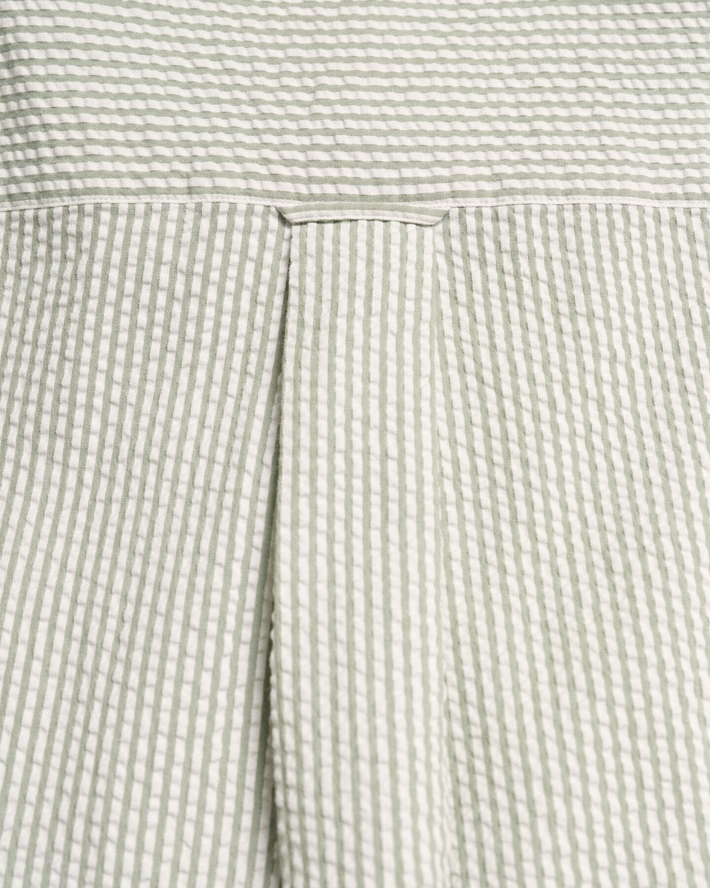 Camisa de manga curta Seersucker corte normal