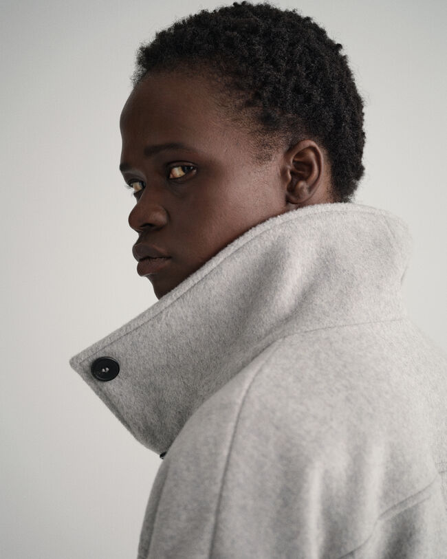 Casaco curto em mistura de lã