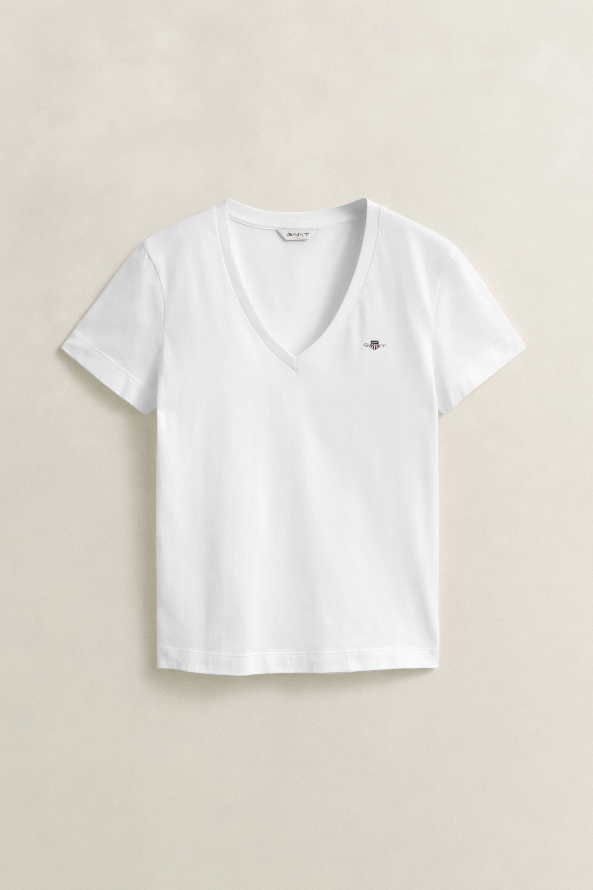 T-shirt com decote em V Shield